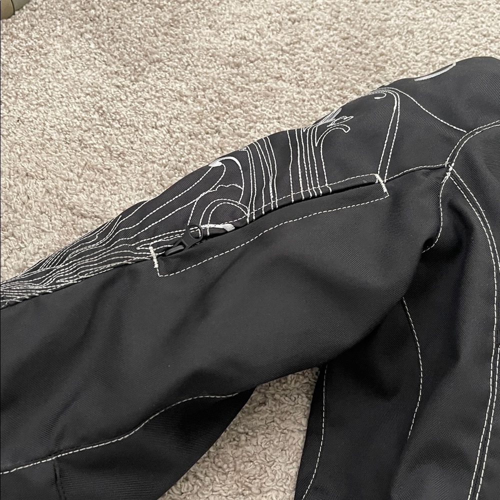Street & Steel Black Women's Motorcycling Jacket with Embroidery - Picture 7 of 8